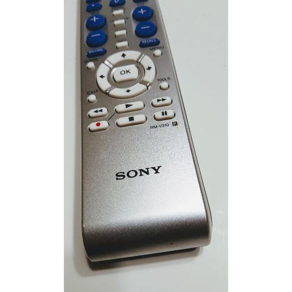 Sony RM-V310 Universal 7-Device Multi-Brand Remote Control - Picture 7 of 7